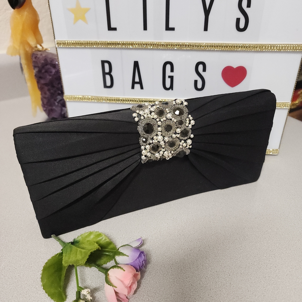 NWT Jessica McClintock Black Clutch with Silver Embellishment